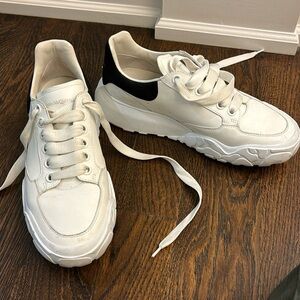 Beautiful and barely worn authentic Alexander McQueen sneakers.